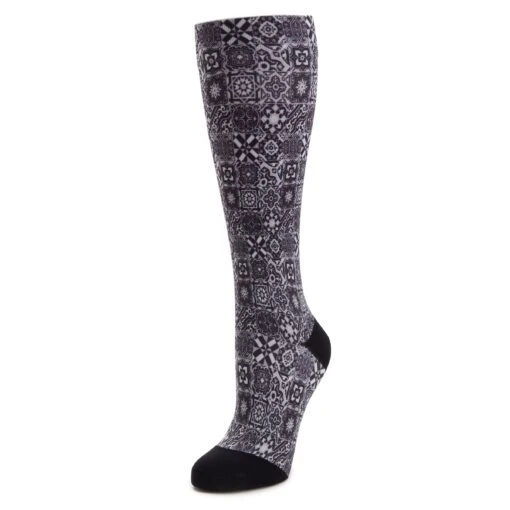 Compression Aztec Tile Black Socks -ALEGRIA Sales Store ALG 92607 S1