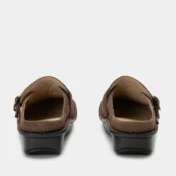 Shoes Brigid La Dee Dottie Brown Clog -ALEGRIA Sales Store BRI 8117 S3 ee48b5fd abe1 48a7 9dff 7f6a0cfc1de6