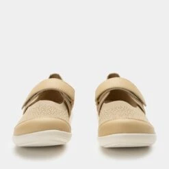 Shoes Dinamo Sand Shoe -ALEGRIA Sales Store DMO 6183 S5