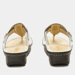 Kennedi Opalesque Sandal -ALEGRIA Sales Store KNN 6166 S3