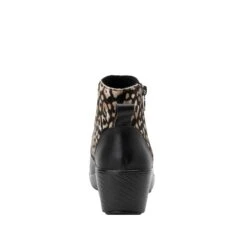 Serina Tundra Boot -ALEGRIA Sales Store SRI 7605 S3