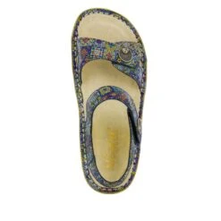 Vienna Aztec Dottie Sandal 8 Vienna Aztec Dottie Sandal -ALEGRIA Sales Store VIE 843 S4
